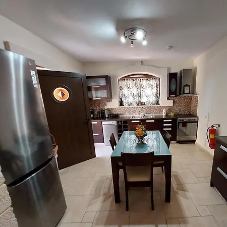 Neriana - Garden Paradise Willa