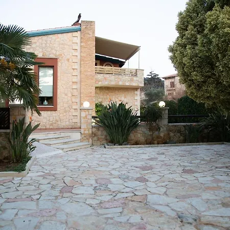 Βίλα Neriana - Garden Paradise